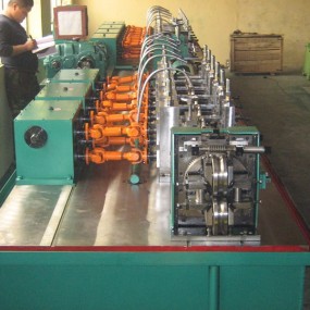 φ165 High precision welded pipe production line/φ165 High Precision tube mill line